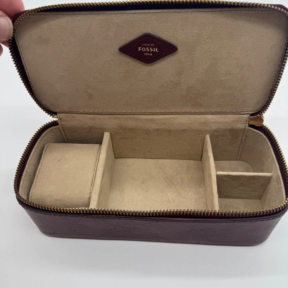 Fossil Sofia Leather Jewelry Box Maroon Pink Travel Case SWL1515601 NEW